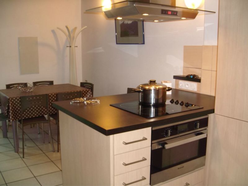 Rental residence France Hautes Pyrenees : Cuisine Appart 6/8 personnes.