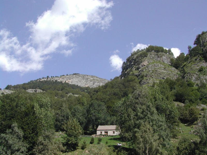 RESIDENCE L'OMBREE : Rental residence France Hautes Pyrenees