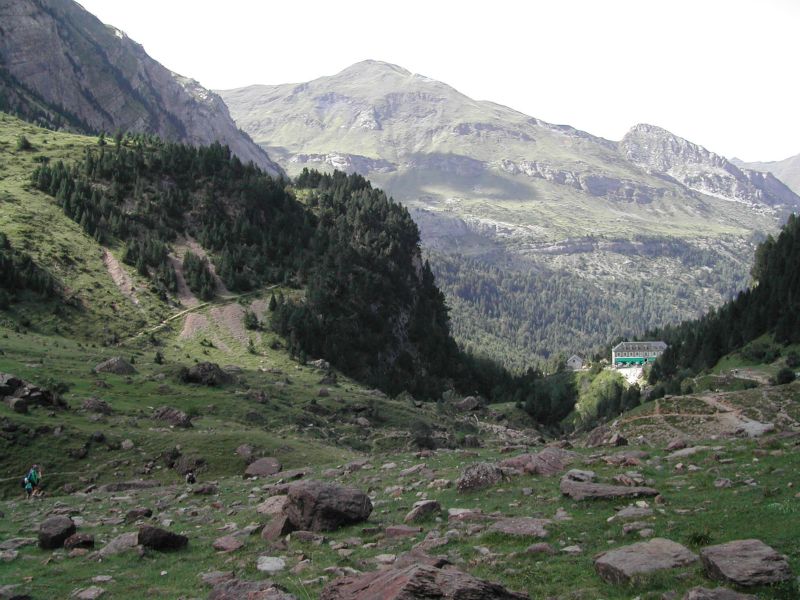 RESIDENCE L'OMBREE, Le Cirque de Gavarnie RESIDENCE L'OMBREE : Rental residence France Hautes Pyrenees